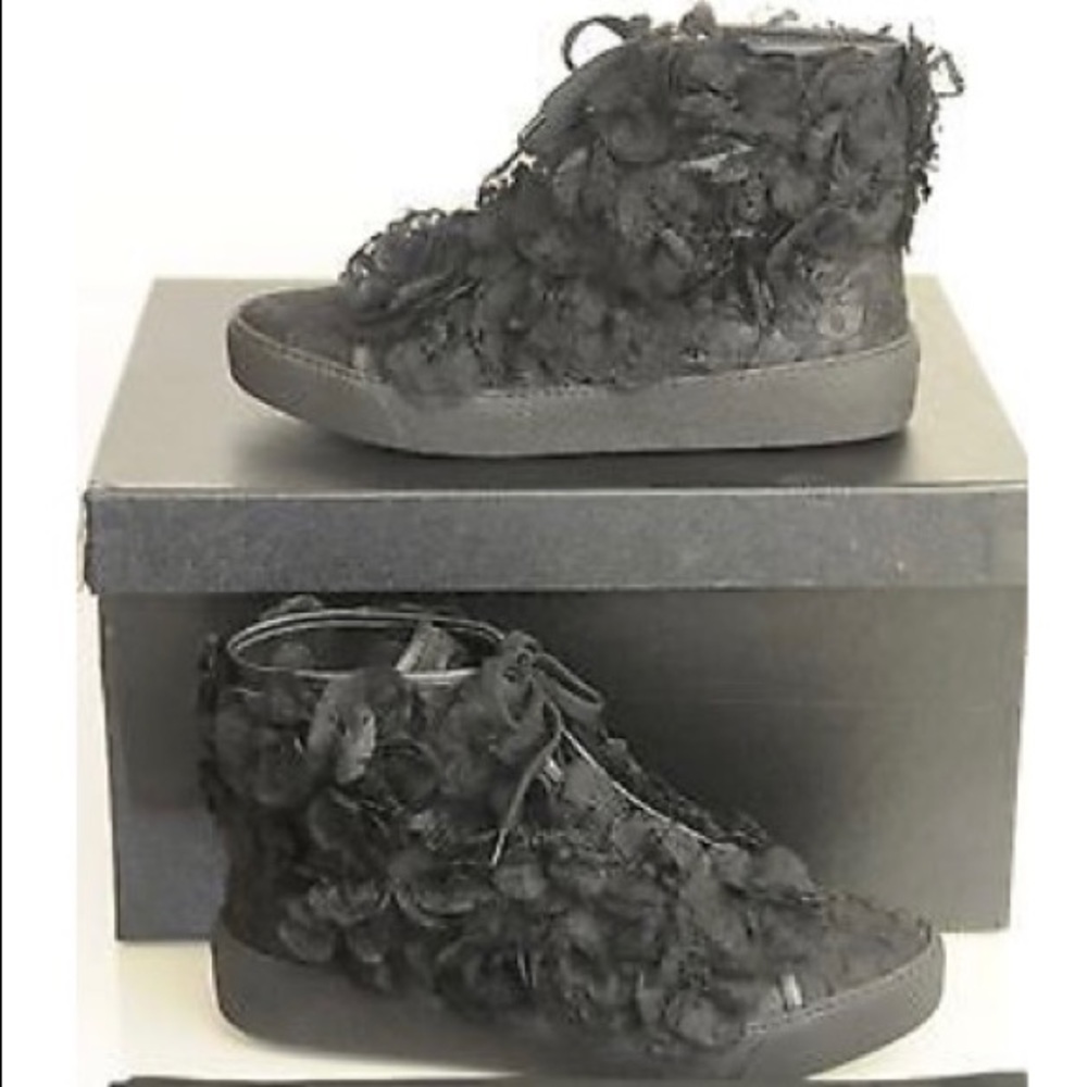 Chanel Camellia lace flowers black high top sneakr